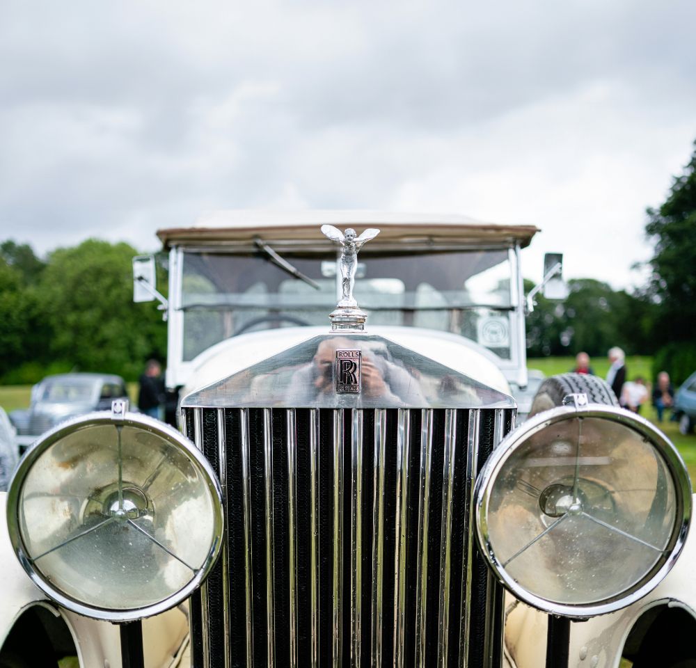 Front grill and lights of a Rolls-Royce
