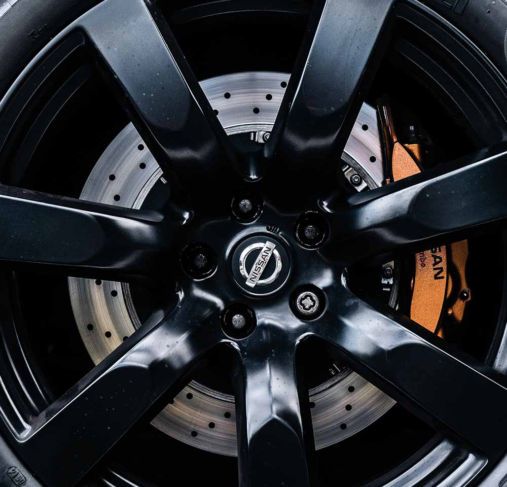 Close-up of a Nissan wheel