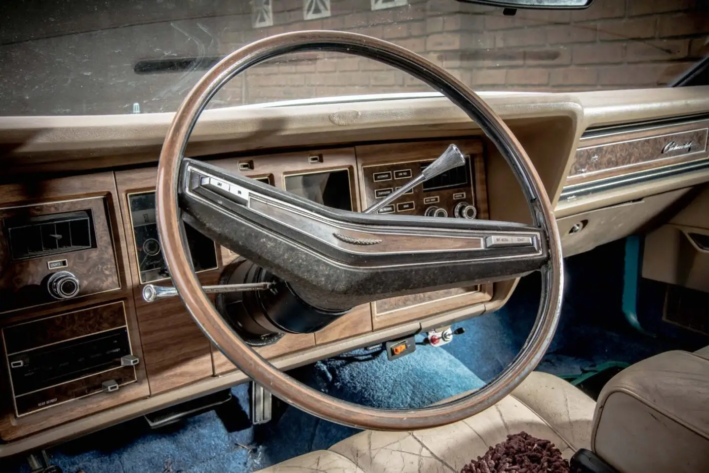 Lincoln Continental interior