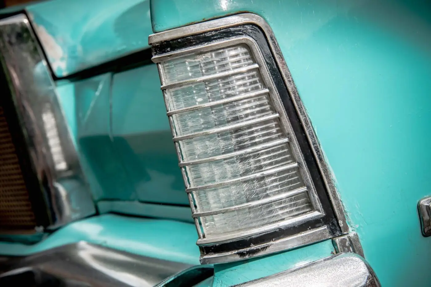 Lincoln Continental front